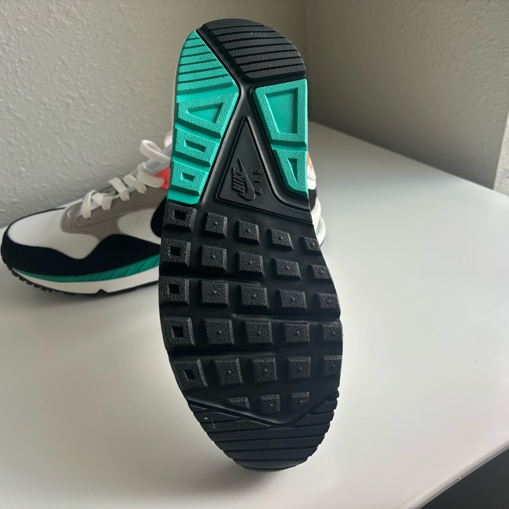 New open box Nike Air - Picture 5 of 7